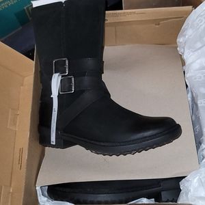 NIB UGG Lorna Boot Womens Size 5.5